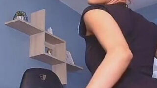 Latona Sex Masturbation in the Room Body Oerfec and Small Boobs
