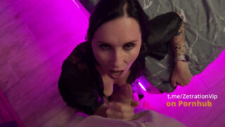 Webcam Model Sucked the Landlord so as Not to End up on the Street