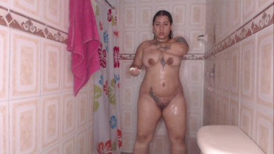 Hi, I’m Amelia, a Latina Girl, with Big Breasts and a Heavy Ass.