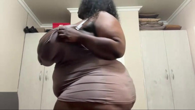 Fat Ass Ebony Striptease & Titsplay