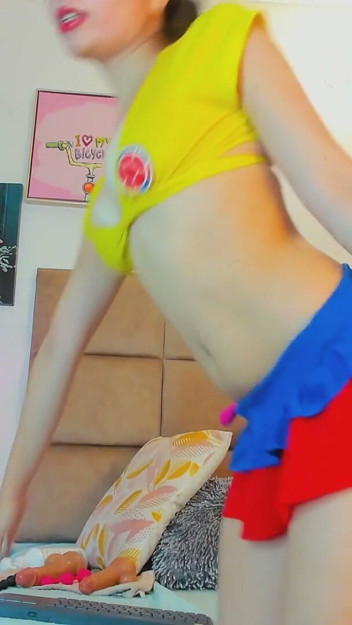 A Cute Latina Just Wants to Be Fucked in Her Big Natural Tits